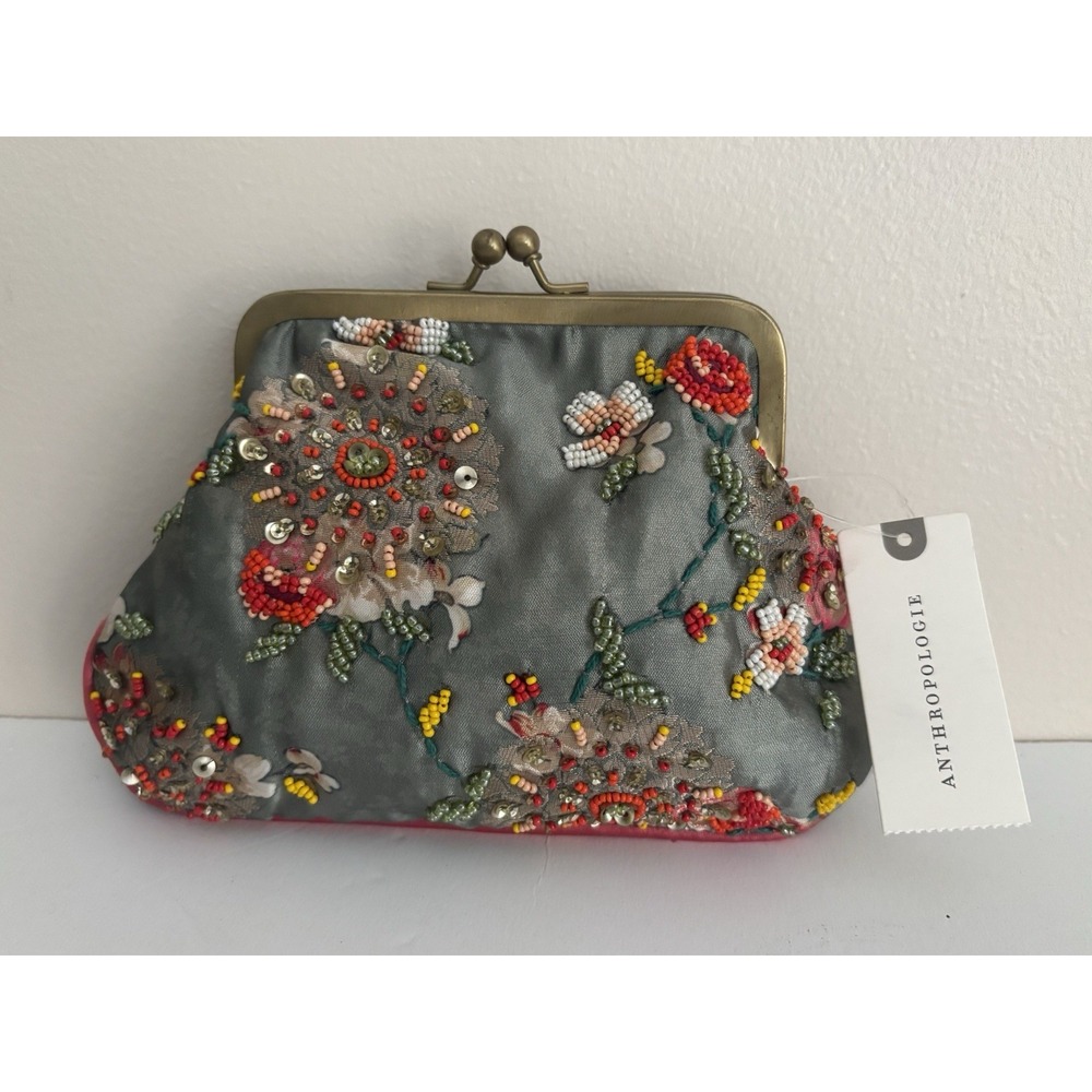 Anthropologie Green Floral Beaded Embroidered Kiss Lock Clutch Bag Velvet NEW